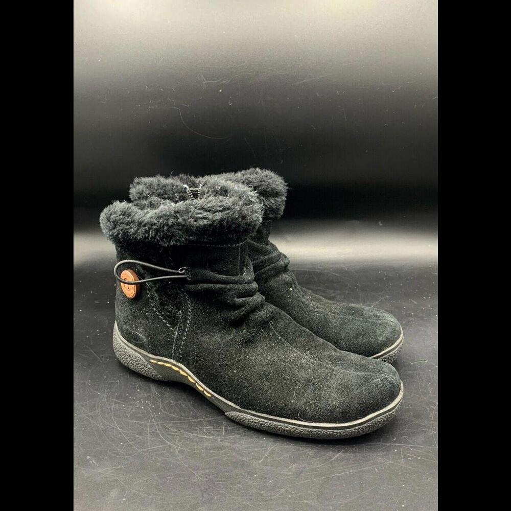 New Women’s BareTraps Laurel 7M Black Suede Winter Fur Lined Zip Booties Boots